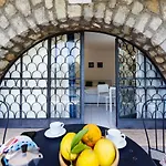 Fratta Apartment *