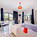 Fratta Apartment